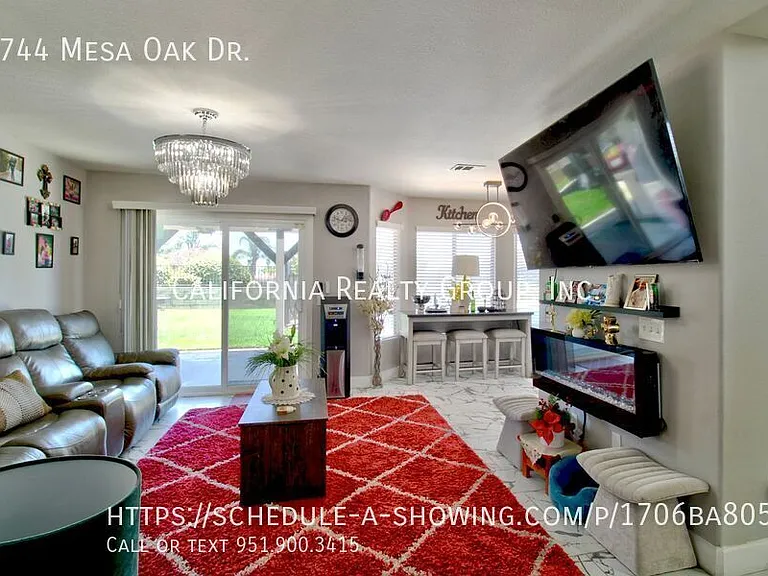 8744 Mesa Oak Dr — Photo 11
