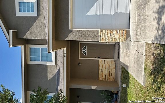 2nd image of 4831 Appleseed Ct