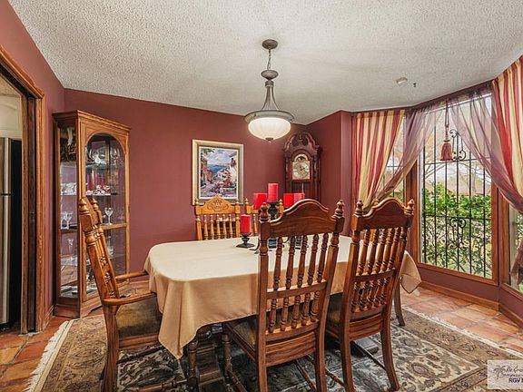 3rd image of 38 Casa Linda