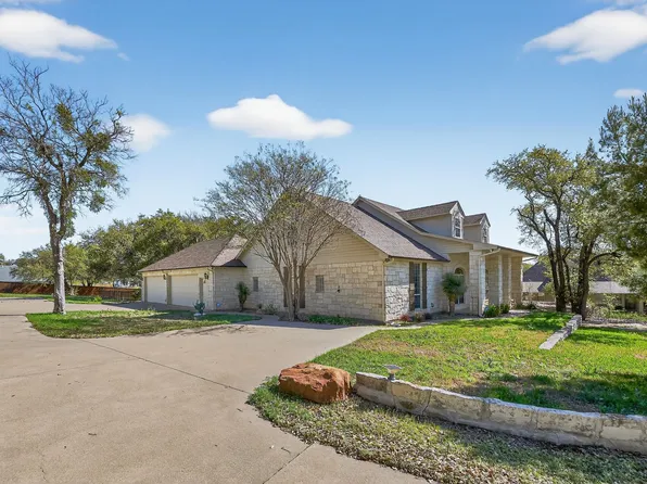 2104 Wills Way Dr, Granbury, TX 76049