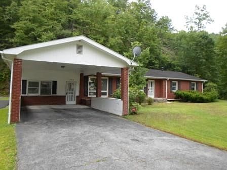 1st image of 224 Forest Hill Cir