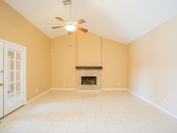 3rd image of 4548 N 79th Ave