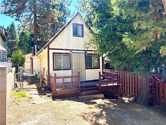 2nd image of 22821 Azalia Ln