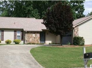 9891 Willow Cove Rd SE, Huntsville, AL 35802