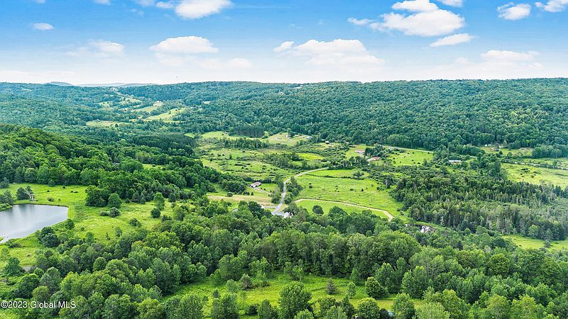2nd image of 157 Whitetail Mountain Road