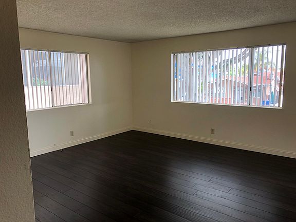 3rd image of 673 W 20th St #2