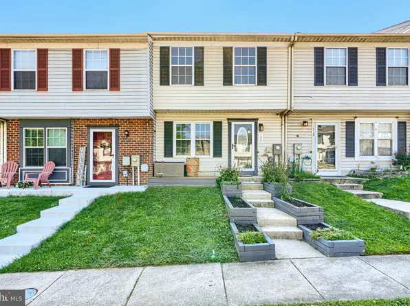 508 Gloucester Ct, Middle River, MD 21220