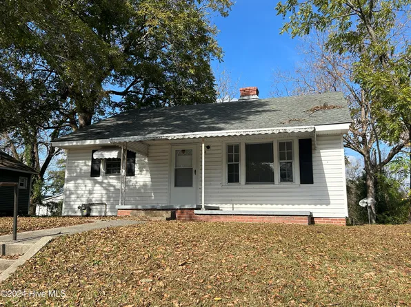 100 Howell Street, Greenville, NC 27834