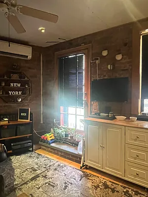 Rented by Engel & Völkers New York City | media 11