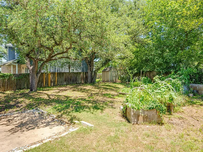 1707 Overhill Dr — Photo 31