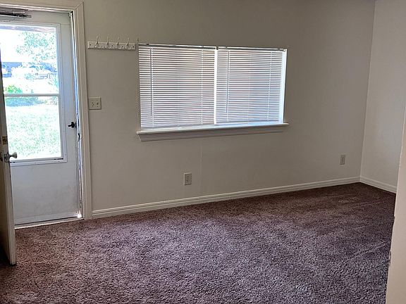 2nd image of 2415 SW 31st St