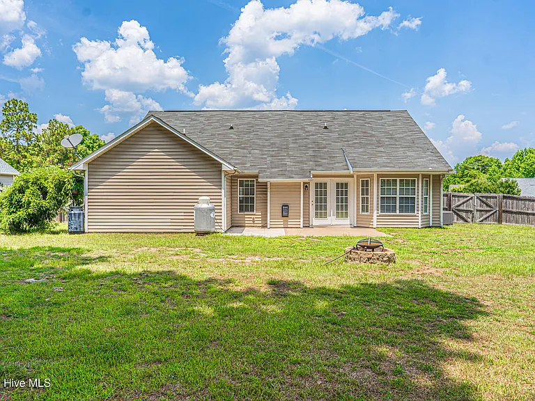 112 Holly Oak Cir — Photo 31