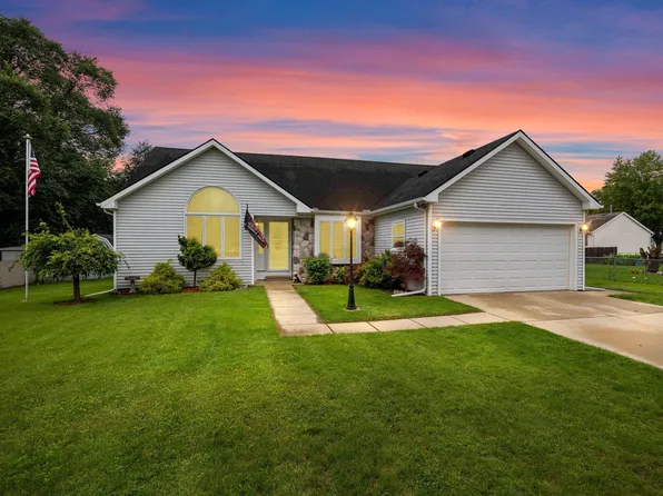 59415 Manning Dr, New Haven, MI 48048