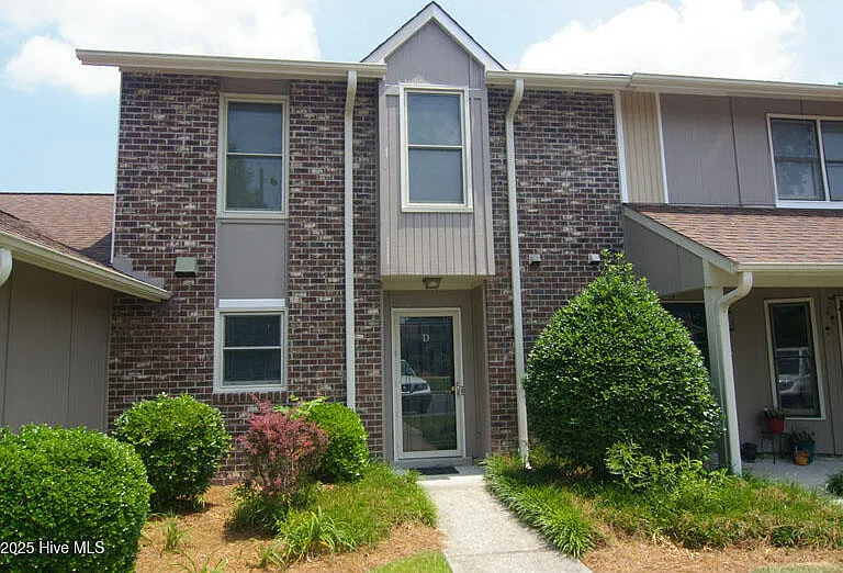 2069 Quail Ridge Rd #D — Photo 1