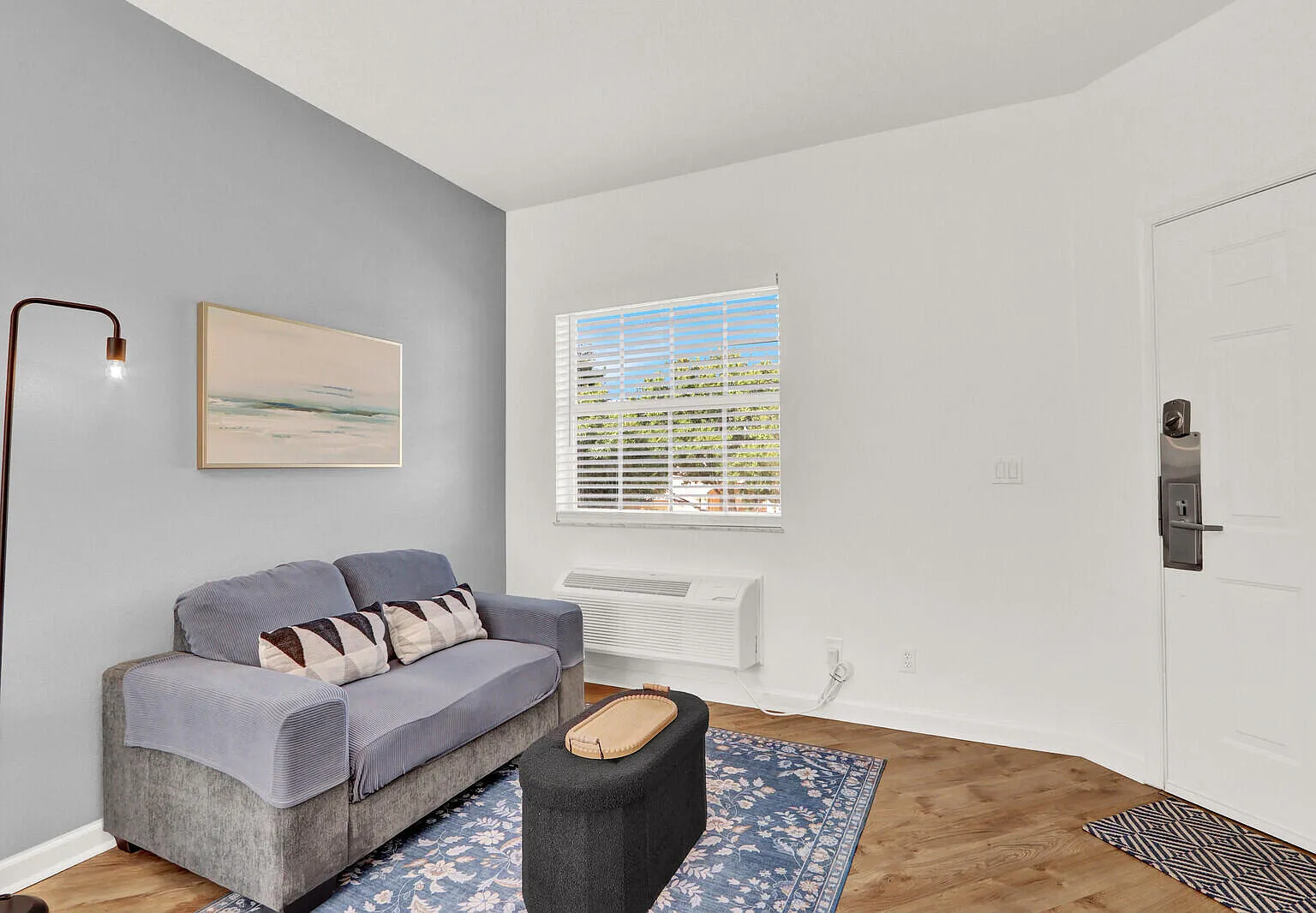 1 bed, 1.0 bath, 400 sqft, $1,450 — Photo 4