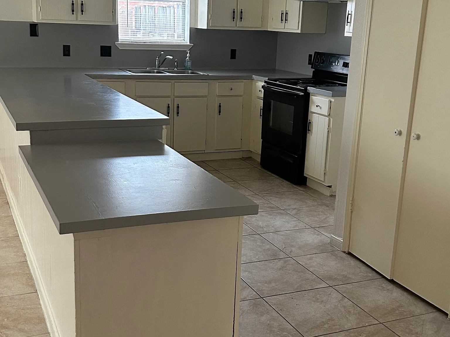 6903 Desert Rose Ln — Photo 3