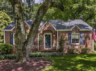 1068 Walker Dr, Decatur, GA 30030