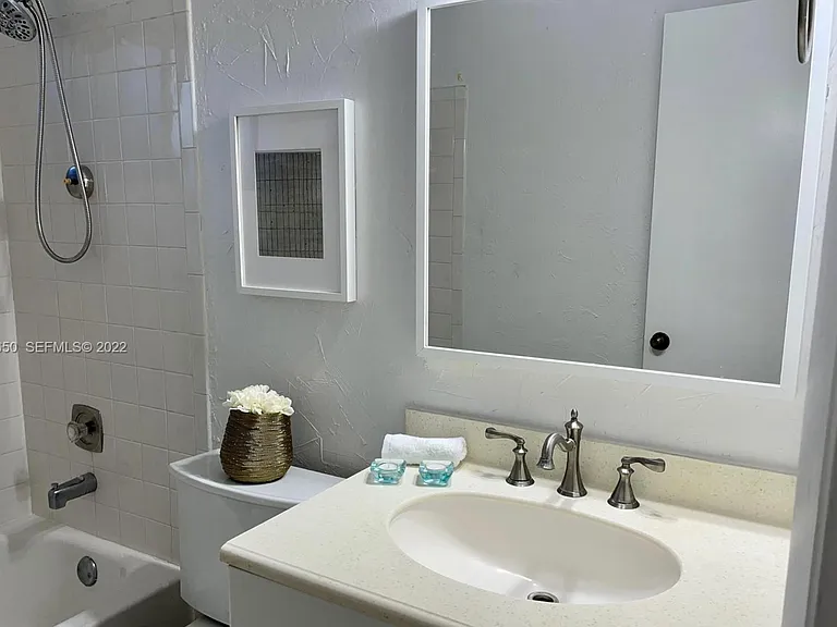 1712 NW 74th Ave #28 — Photo 13