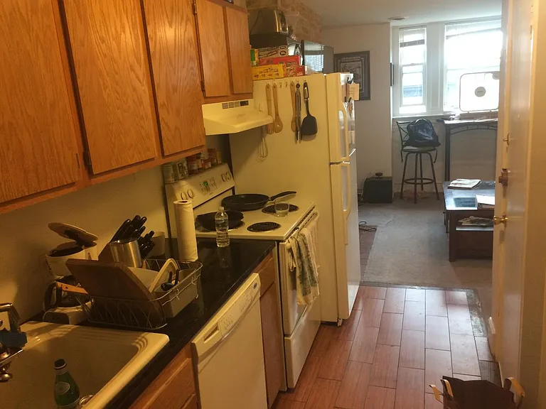 311 S 22nd St #4 — Photo 6