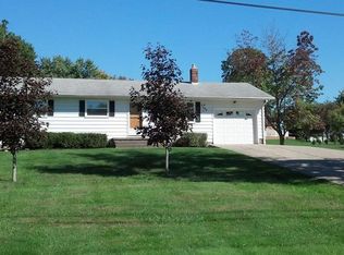 528 Hughes Dr, Tallmadge, OH