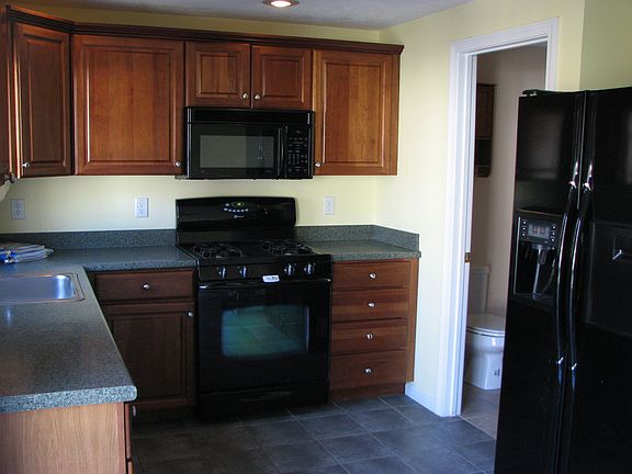 Bright and modern Kitchen