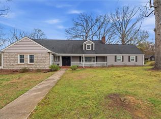 201 Stone St, Thomasville, NC 27360