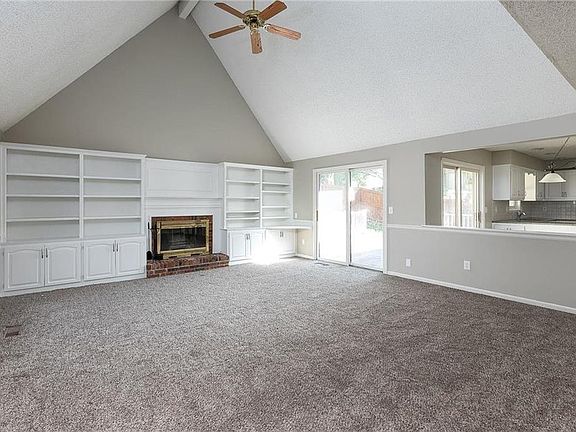 4th image of 8249 N Flora Ave
