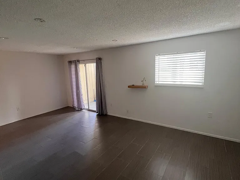 960 Lake Destiny Rd — Photo 11