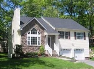 2A Grove Rd, Stanhope, NJ 07874