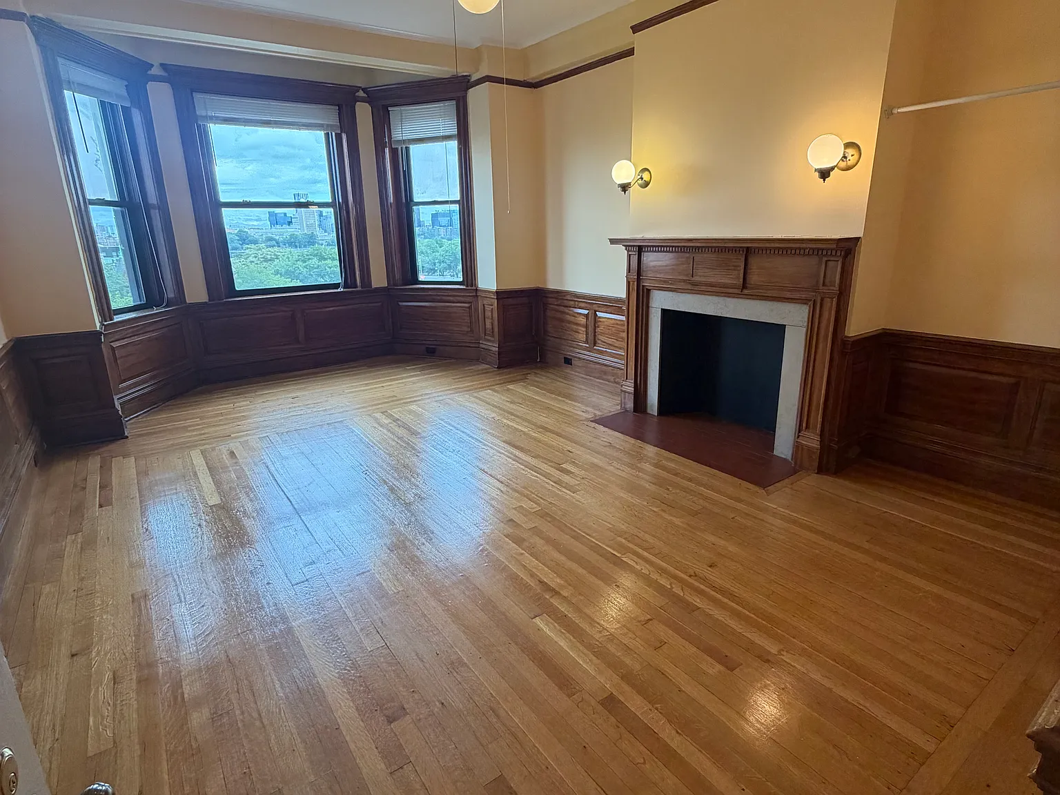 1 bed, 628 sqft, $2,900 — Photo 1