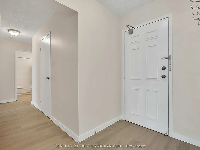 600 Grenfell Dr #1010 — Photo 19