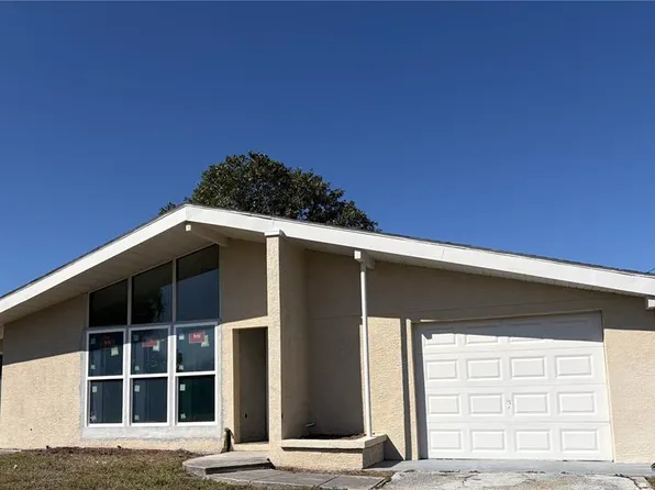 10443 Raffia Dr, Port Richey, FL 34668