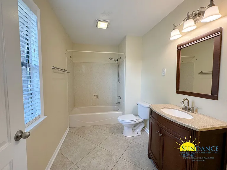321 Biscayne Ln — Photo 15