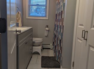 15 Plandome Pl, Selden, NY 11784