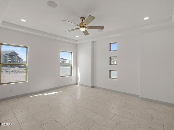 5th image of 14628 Tierra Resort Ave