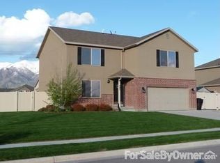 487 S Wellington Dr, Kaysville, UT 84037