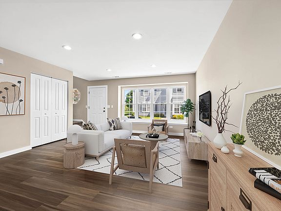 3rd image of 1921 Cherrywood Ct #1921