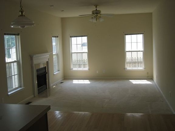 Sunken Family Rm!!