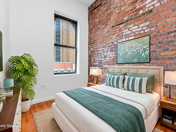 5th image of 238 E 58th St APT 21