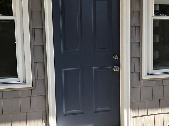 3rd image of 160 E Grand Ave #5