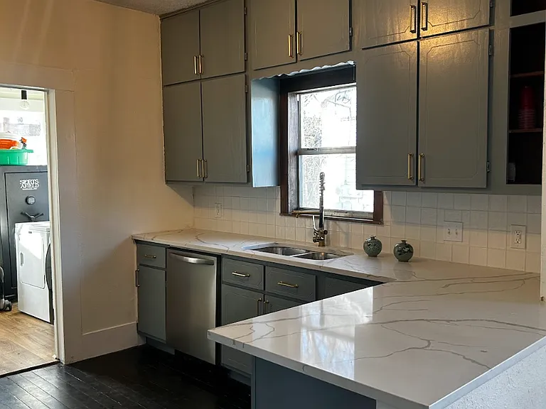 710 N Wall St — Photo 15