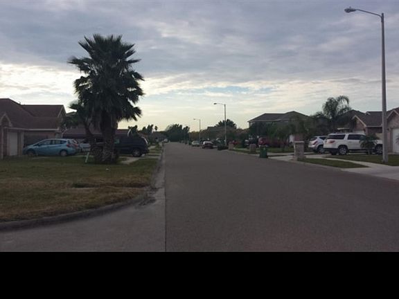 5th image of 3204 Resaca Vista Dr