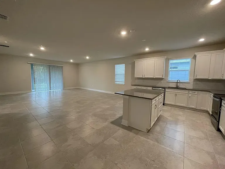 2128 Live Oak Lake Rd — Photo 6