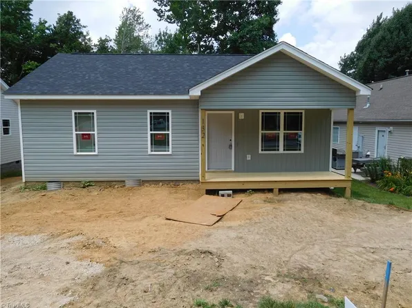 132 Crestwood Cir, High Point, NC 27260