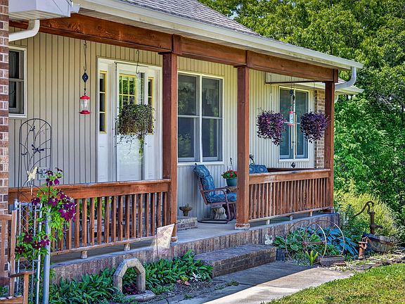3rd image of 1424 Chadwick Road