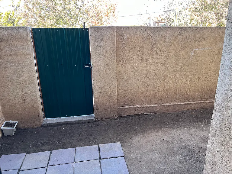 private yard