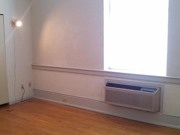 Loft 110 Murphy Bed