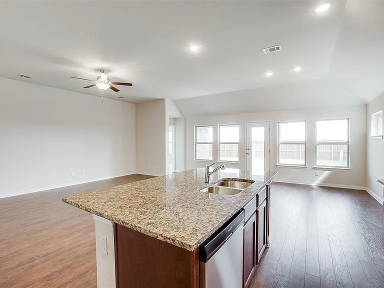 16625 Hidden Cove Dr — Photo 15