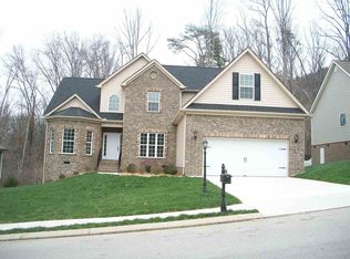 7183 Neville Dr, Ooltewah, TN 37363