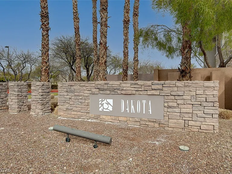 804 Peachy Canyon Cir #201 — Photo 42